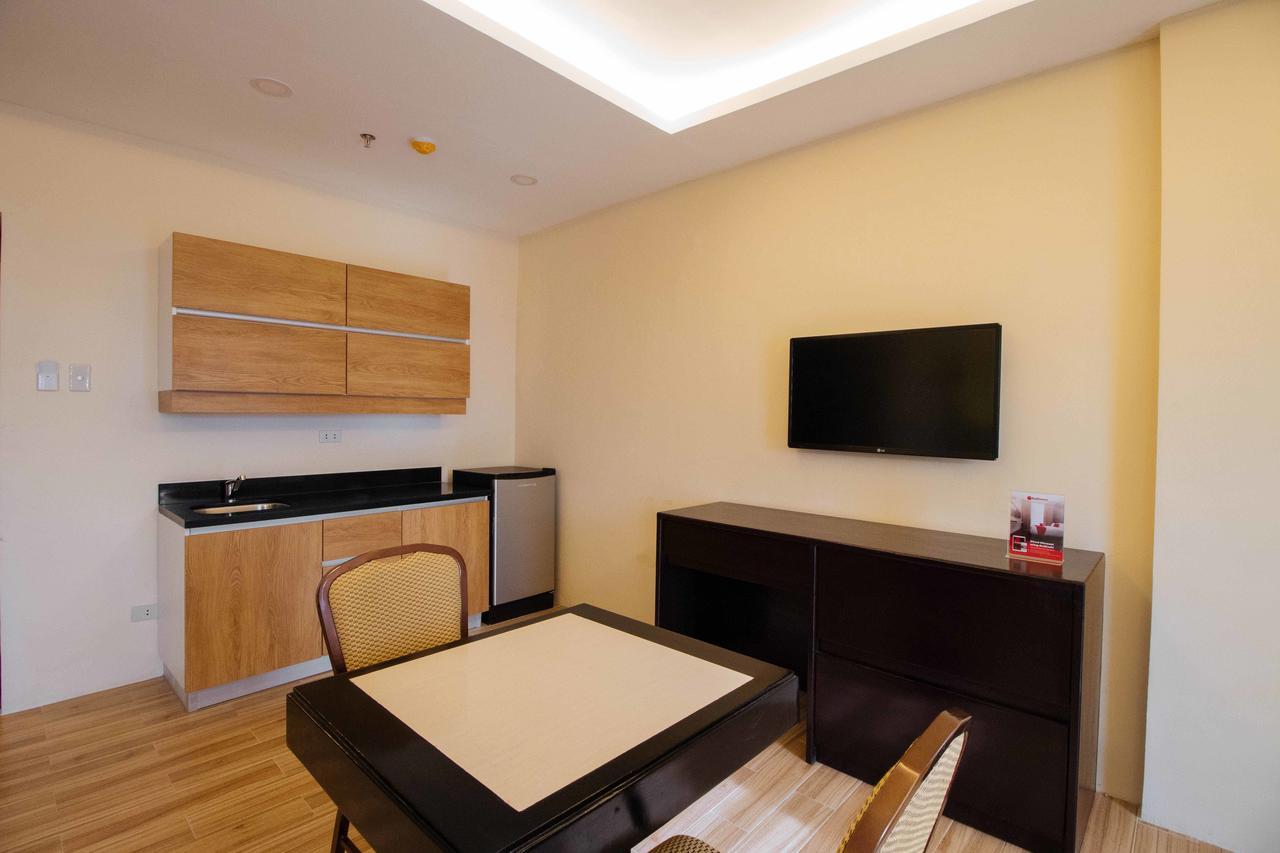 Hotel Reddoorz Premium Near Trinoma Quezon City Esterno foto