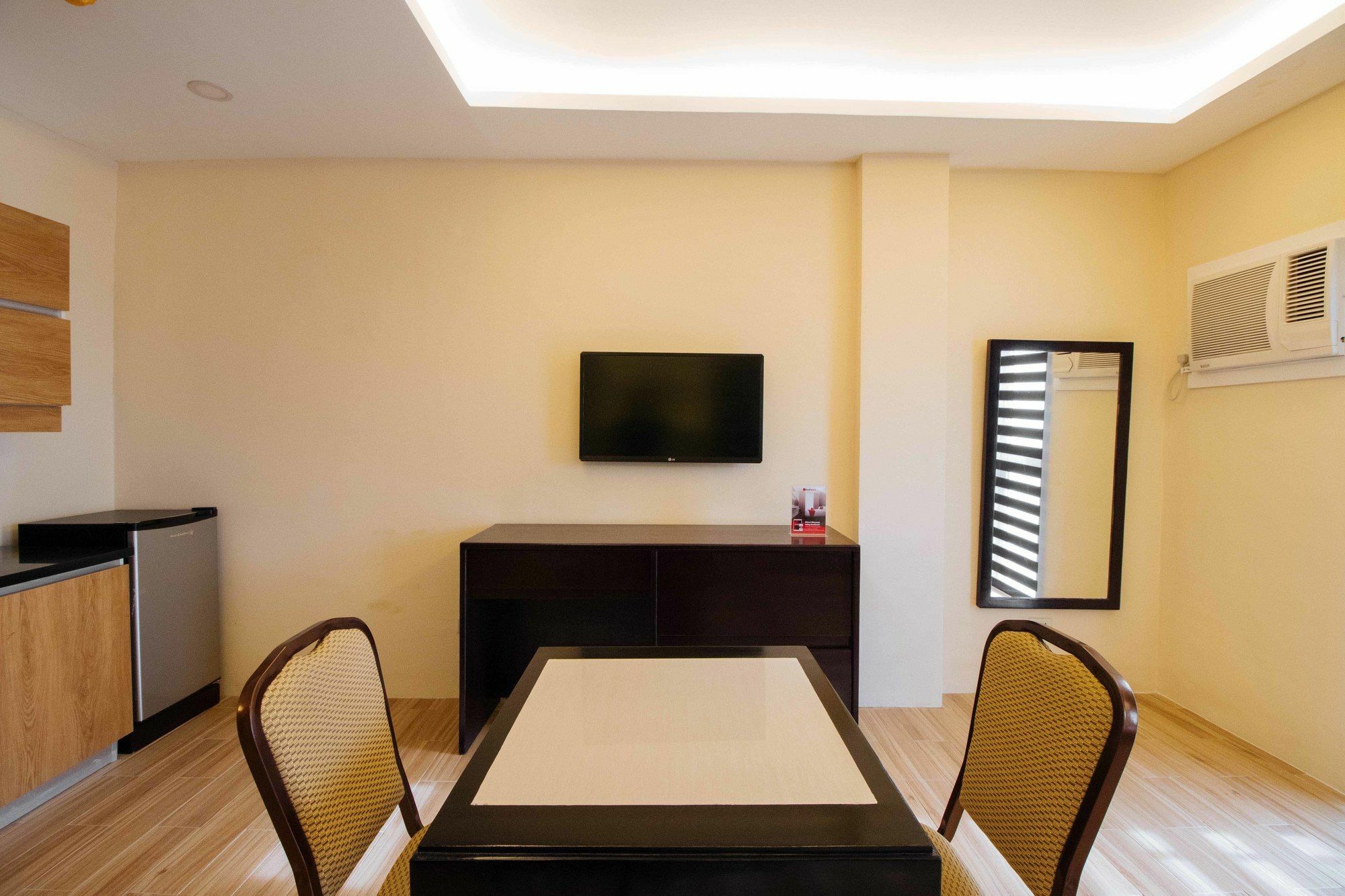 Hotel Reddoorz Premium Near Trinoma Quezon City Esterno foto