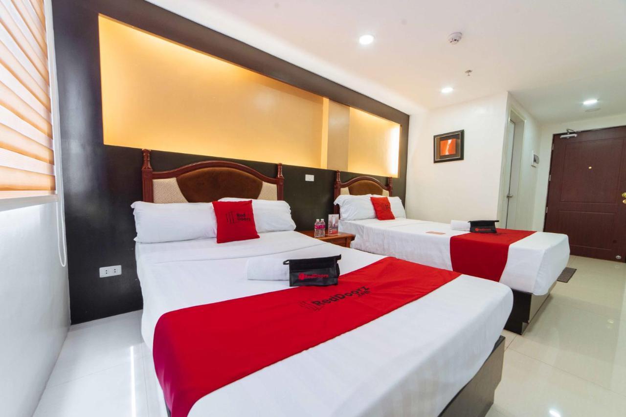 Hotel Reddoorz Premium Near Trinoma Quezon City Esterno foto