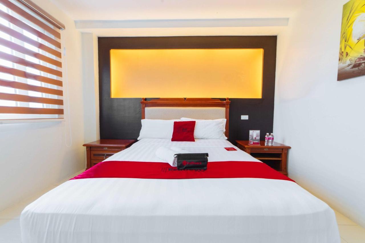 Hotel Reddoorz Premium Near Trinoma Quezon City Esterno foto
