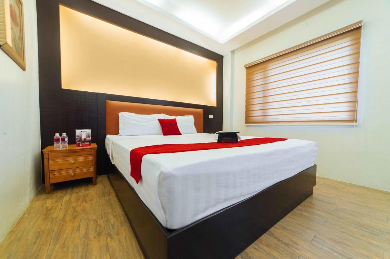 Hotel Reddoorz Premium Near Trinoma Quezon City Esterno foto